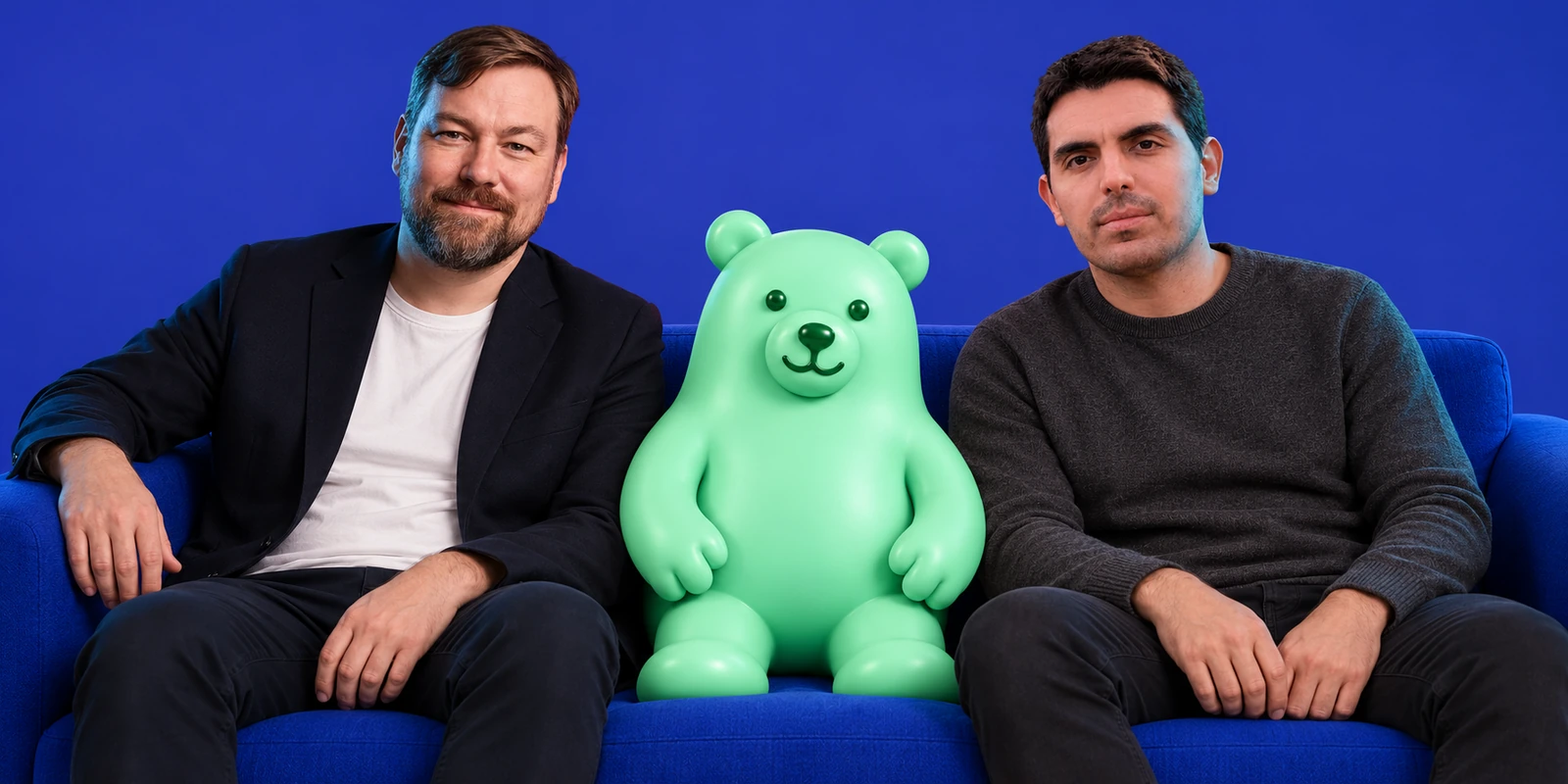 Tatu Petersen-Jessen, Mint and Jorge Ramírez Carrasco together on the studio sofa, from left to right.